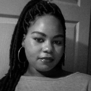 Meet your Posher, Cortney